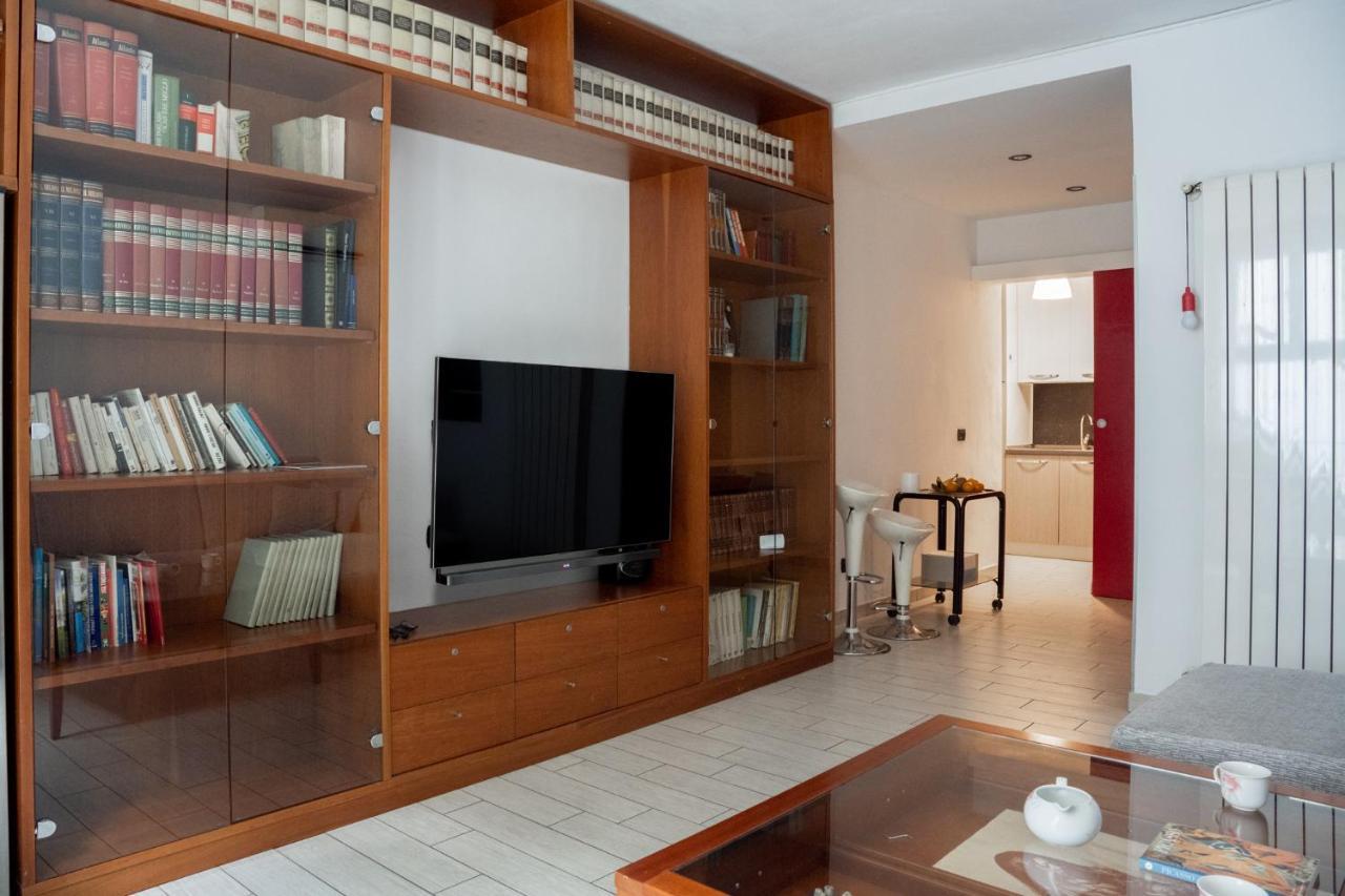 Appartamento Fabio'S Bnb Milano Esterno foto