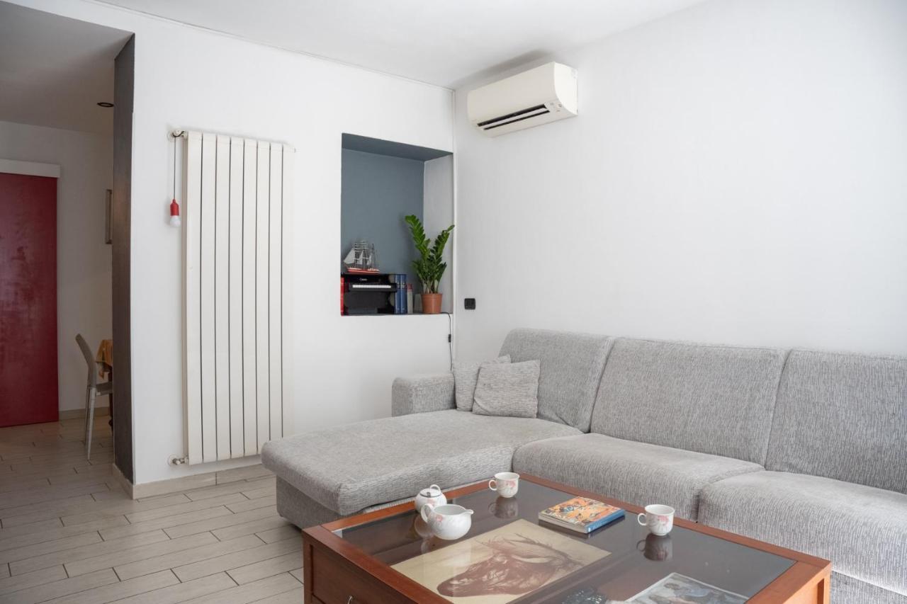 Appartamento Fabio'S Bnb Milano Esterno foto