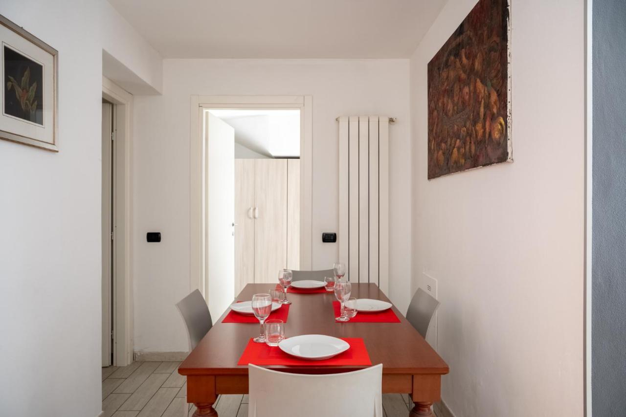 Appartamento Fabio'S Bnb Milano Esterno foto